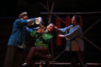 甘肅演藝集團(tuán)2015年“舞臺精品惠百姓”演出年話劇演出季圓滿結(jié)束