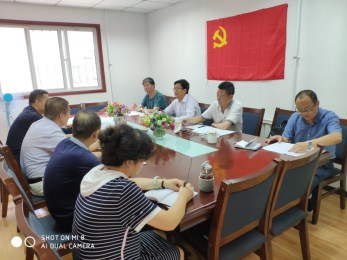 甘肅演藝集團(tuán)黨委書記、董事長陳其銀赴省舞臺(tái)美術(shù)工廠調(diào)研指導(dǎo)工作