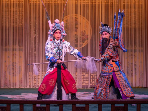 甘肅演藝集團(tuán)敦煌藝術(shù)團(tuán)京劇折子戲引外國友人點贊