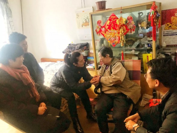 喜迎新年送真情，濃濃關(guān)愛暖人心——甘肅演藝集團(tuán)歌舞劇院組織開展春節(jié)走訪慰問老干部、老黨員及困難職工活動(dòng)